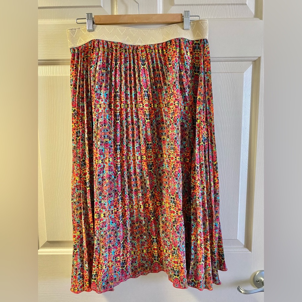 LuLaRoe - Picture 3 of 4